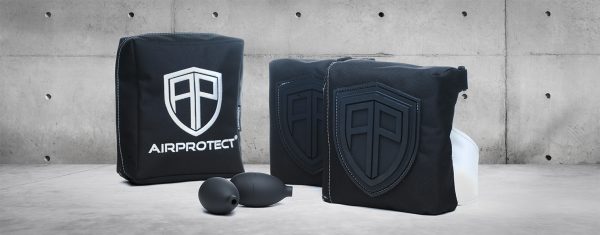 Pár chráničov kolien AIRPROTECT a vzduchová pumpička